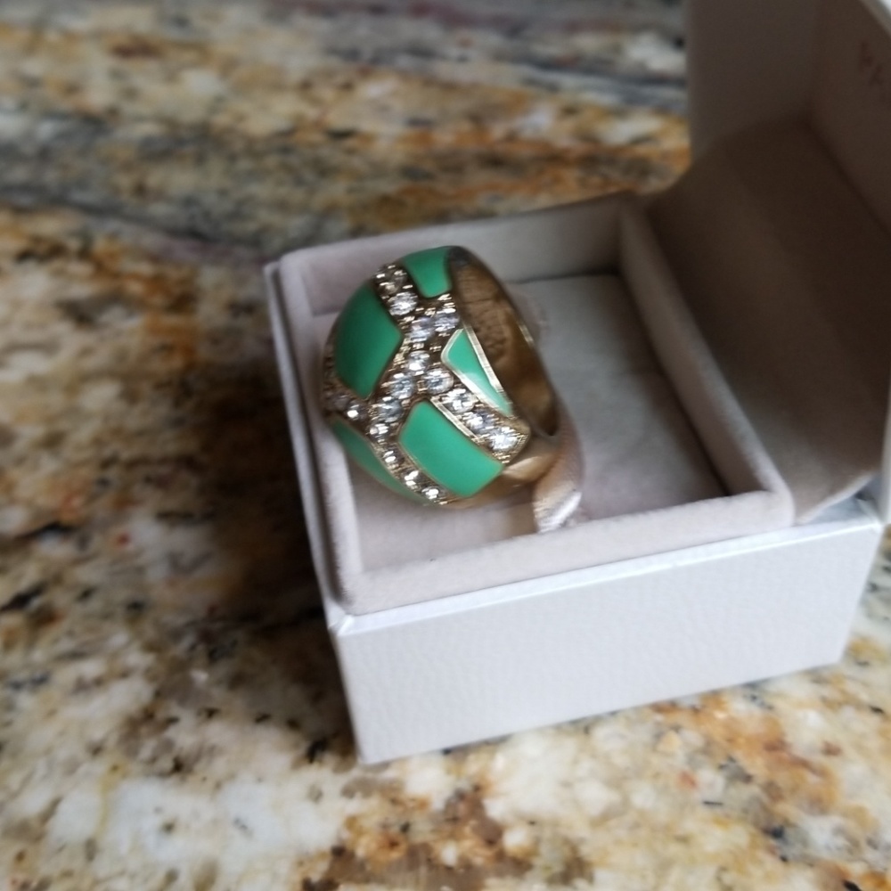 Ring - Picture 2 of 3